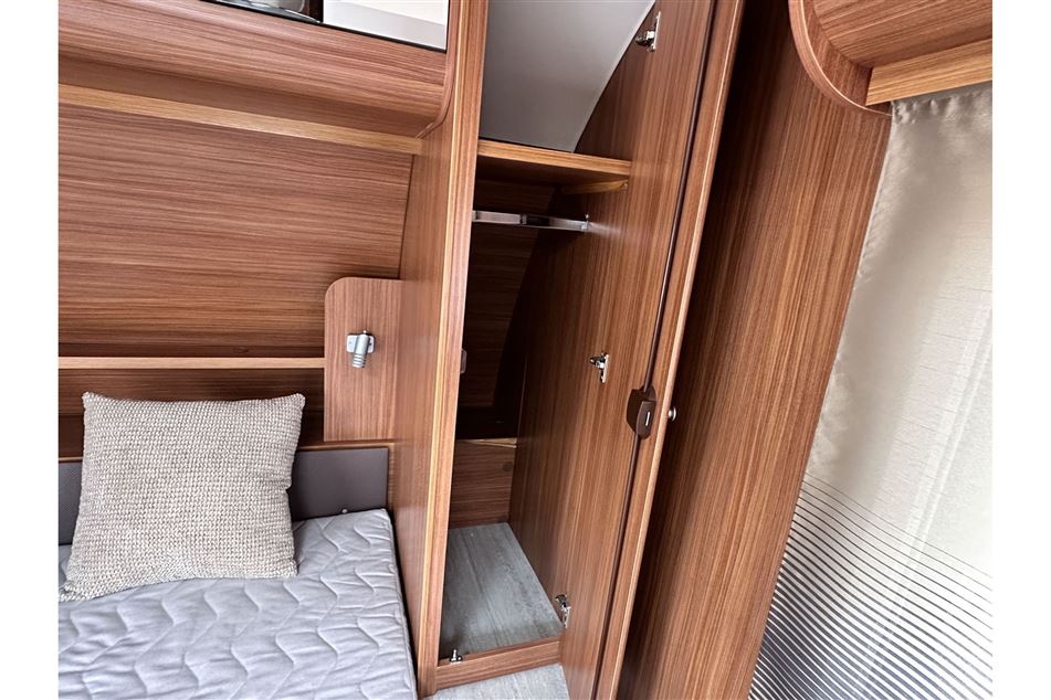 Adria Adora 563 PU